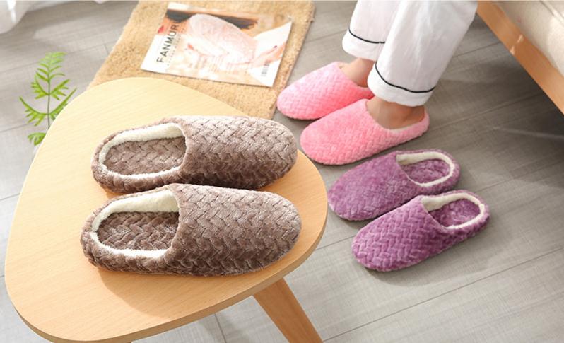 Women's Fashion Indoor Plush Slippers