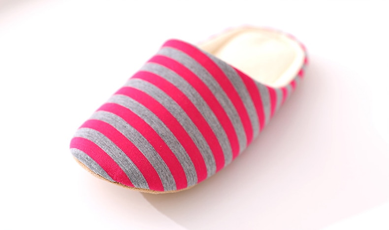Women`s Winter Non-Slip Soft Slippers
