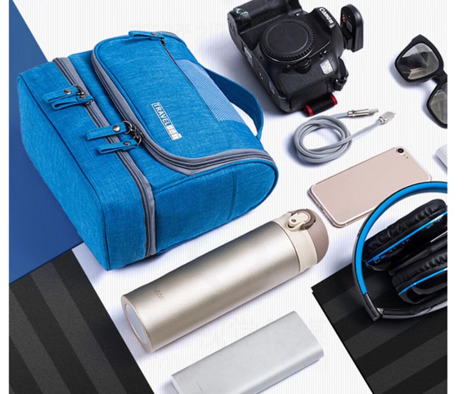 Waterproof Hanging Cosmetic Bag