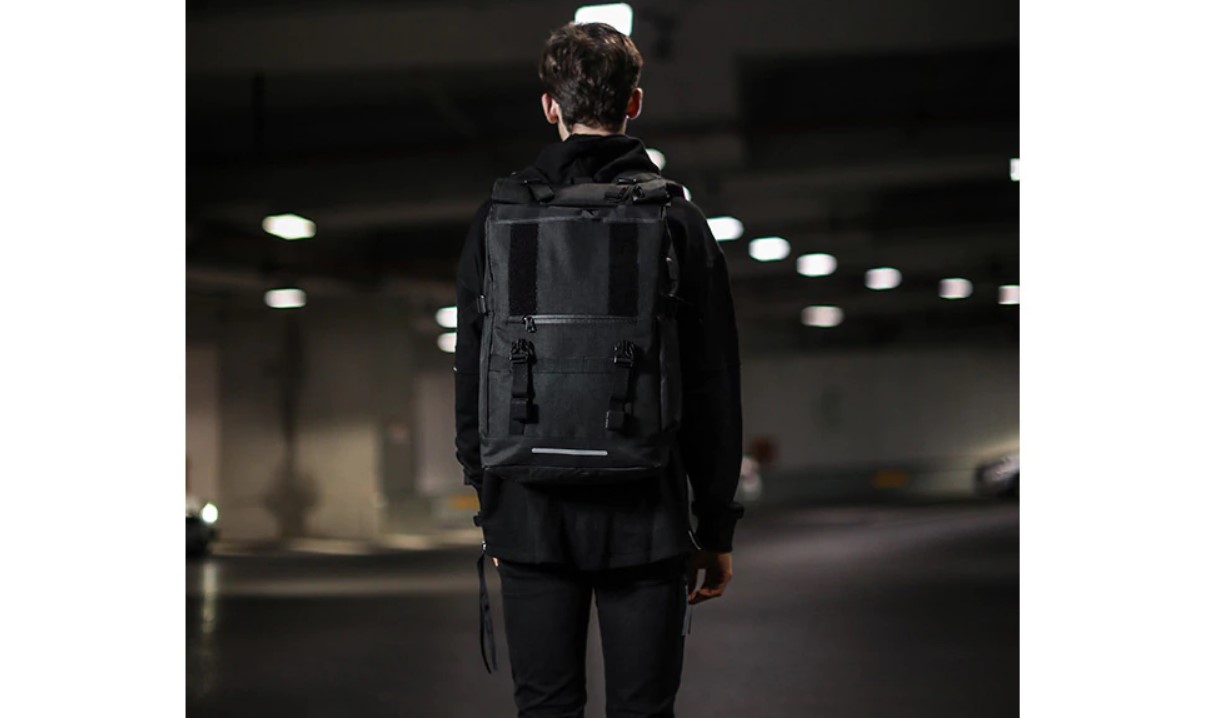 Men's Reflective Detail Roll Top USB Backpack